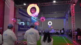 [전국]내년 전주서 드론 축구 월드컵 열린다...전북도 CES '공략' | YTN 내년 전주서 드론 축구 월드컵 열린다...전북도 CES '공략'