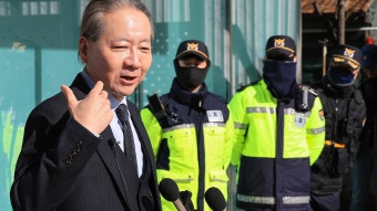 [사회]경찰, 압수수색 자료 분석...6일 의협 지도부 소환통보 | YTN 경찰, 압수수색 자료 분석...6일 의협 지도부 소환통보