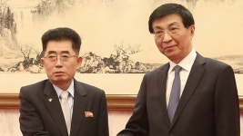 [정치]北 노동당 부장, 중국서 왕후닝 만나 양국 협력 논의 | YTN 北 노동당 부장, 중국서 왕후닝 만나 양국 협력 논의