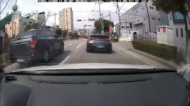 [전국]40번 넘게 고의 사고 내고 보험금 챙긴 일당 검거 | YTN 40번 넘게 고의 사고 내고 보험금 챙긴 일당 검거