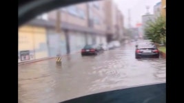 진주 주약동 대로 침수..."택배 배송도 못해" | YTN 진주 주약동 대로 침수...택배 배송도 못해