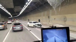 [사회]수도권제1순환고속도로 안양터널에서 2대 추돌...미끄러져 | YTN 수도권제1순환고속도로 안양터널에서 2대 추돌...미끄러져