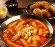 엄지식품 반할만떡 반야월할매 만두와떡볶이세트 915g (2개) : 다나와 가격비교 [다나와] 엄지식품 반할만떡 반야월할매 만두와떡볶이세트... 