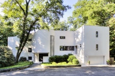 A Curvaceous Connecticut Home Asks $2.6M - Dwell A Curvaceous Connecticut Home Asks $2.6M