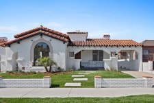 Spanish Dream Home in Leimert Park (43 Photos) - Dwell Spanish Dream Home in Leimert Park (43 Photos)