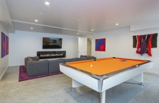 Photo 13 of 13 in Karena Dawn’s Contemporary Redondo Beach Home Hits The Market by Luxury Homes & Lifestyle - Dwell Photo 13 of... 