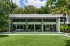 Photo 9 of 10 in An Airy Florida Home With Pool and Sauna Seeks $4.8M - Dwell Photo 9 of 10 in An Airy Florida Home With Pool and... 