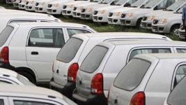 Passenger vehicle sales dip 2.71% in July, car sales decline marginally, reveals SIAM data-Business News , Firstpost