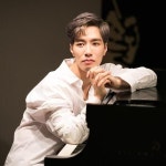 에이브 (AEV) Lyrics, Songs, and Albums | Genius 에이브 (AEV)