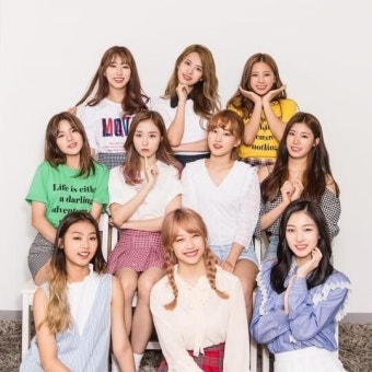 GOOD DAY (굿데이) (KOR) Lyrics, Songs, and Albums | Genius GOOD DAY (굿데이) (KOR)