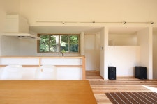 C-design吉内建築アトリエ 의 M邸ー大きな窓の家 | homify
