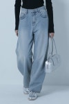 [모어라이크잇] FRONT 1 TUCK WIDE CURVED PANTS FRONT 1 TUCK WIDE CURVED PANTS