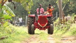 Tractor (2024) | MUBI