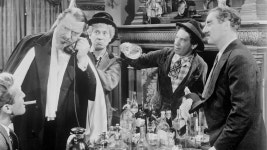A Night at the Opera (1935) | MUBI