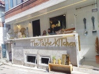 이태원 애견동반식당 더테이블키친 – 비마이펫 라이프