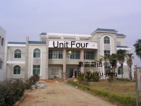 Unit Four 惠安荷山中学 By Yu Yu-ping. Grammar Revision Joseph Banks was born into a wealthy family, and he could have led a... 