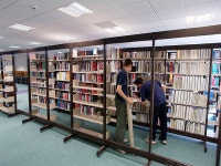Walton Library Erika Gwynnett Medical Librarian. Drivers for change - physical Clusters outside the library/inadequate IT... 