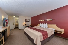     Book Red Roof Inn Seattle Airport - SEATAC | SeaTac Hotel Deals