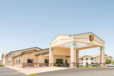Super 8 by Wyndham Santa Rosa in Santa Rosa | Best Rates & Deals on Orbitz