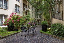 Le patio Bastille, Paris: $121 Room Prices & Reviews | Travelocity