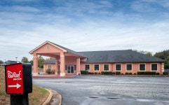 Red Roof Inn & Suites Madison, GA in Madison | Best Rates & Deals on Orbitz