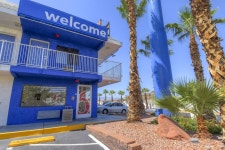     Motel 6 Las Vegas - I-15 in Las Vegas | Hotel Rates & Reviews in Orbitz