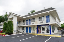     Book Motel 6 Seattle Airport | SeaTac Hotel Deals