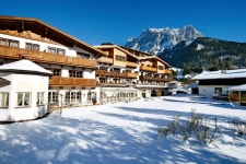 Hotel Tirolerhof, Reutte:  Room Prices & Reviews | Travelocity