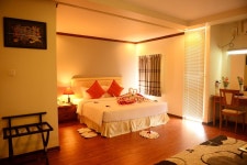  KH 호텔, 양곤 | 익스피디아  호텔 예약