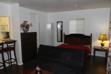 Comfy Guest House in Los Angeles | Best Rates & Deals on Orbitz