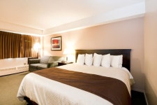 Book Broadway Lodge LTD. | Yorkton Hotel Deals