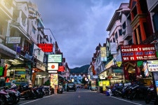  스타 게스트하우스, 푸켓 | 익스피디아  호텔 예약