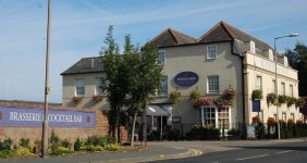     Book Le Bouchon Brasserie & Hotel | Maldon Hotel Deals