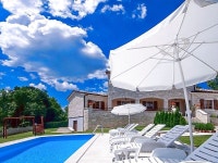  Comfortable Villa With Garden, Barbecue and Private Pool, Quiet Village, Childrens Playground, 이스트리아 | 익스피디아... 