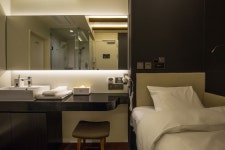 Capsule Hotel Darakhyu (Incheon Intl Airport T1), Incheon: $64 Room Prices & Reviews | Travelocity