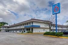 Motel 6 Fredericksburg, VA - North, Fredericksburg: $50 Room Prices & Reviews | Travelocity