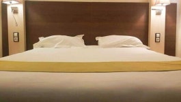 Eurohotel Airport Orly Rungis, Paris: $52 Room Prices & Reviews | Travelocity