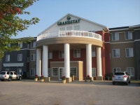     Book GrandStay Hotel & Suites | Ames Hotel Deals