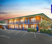 Midas Motel Kalgoorlie in Kalgoorlie | Best Rates & Deals on Orbitz
