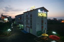  Jeju Ocean Family Hotel in Jeju | Hotel Rates & Reviews in Orbitz
