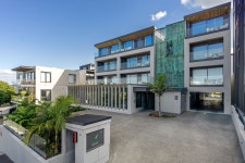 Fernz Motel & Apartments Birkenhead in Auckland | Best Rates & Deals on Orbitz