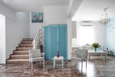 Iris Hotel in Greek Islands | Best Rates & Deals on Orbitz