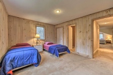 Dover Home: 7 Mi to Mount Snow Grand Summit Resort in East Dover | Best Rates & Deals on Orbitz