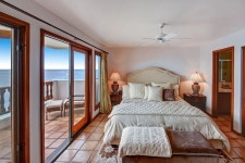 H1151: Luxurious Villa on Bluffs Edge, 6 Steps, Private Balcony, **VIEWS** - Ham in Avalon | Best Rates & Deals on Orbitz