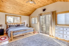Spacious cabin w/ private hot tub, fireplace & free WiFi - near skiing - dogs OK, Rhododendron: Room Prices & Reviews | Travelocity