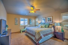 STUNNING/IMMACULATE4bd/2ba PrivatePool/WaterSLIDE Close to EVERYTHING new beds!! in Washington | Best Rates & Deals on Orbitz