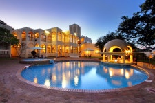     Book Victoria Falls Rainbow Hotel | Victoria Falls Hotel Deals