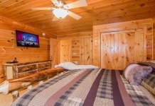 Luxury Log Cabin, View, Super Fast WiFi, NFL Sunday, Arcade, Fishing & 2 Pools! in Sevierville | Best Rates & Deals on Orbitz