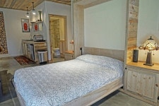 Pet-friendly studio apartment, high quality finish (213519 - 1012) in Grand Lake | Best Rates & Deals on Orbitz