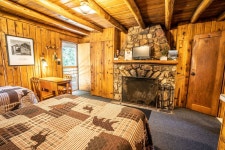 Colorado Bear Creek Cabin 1, Denver: $189 Room Prices & Reviews | Travelocity